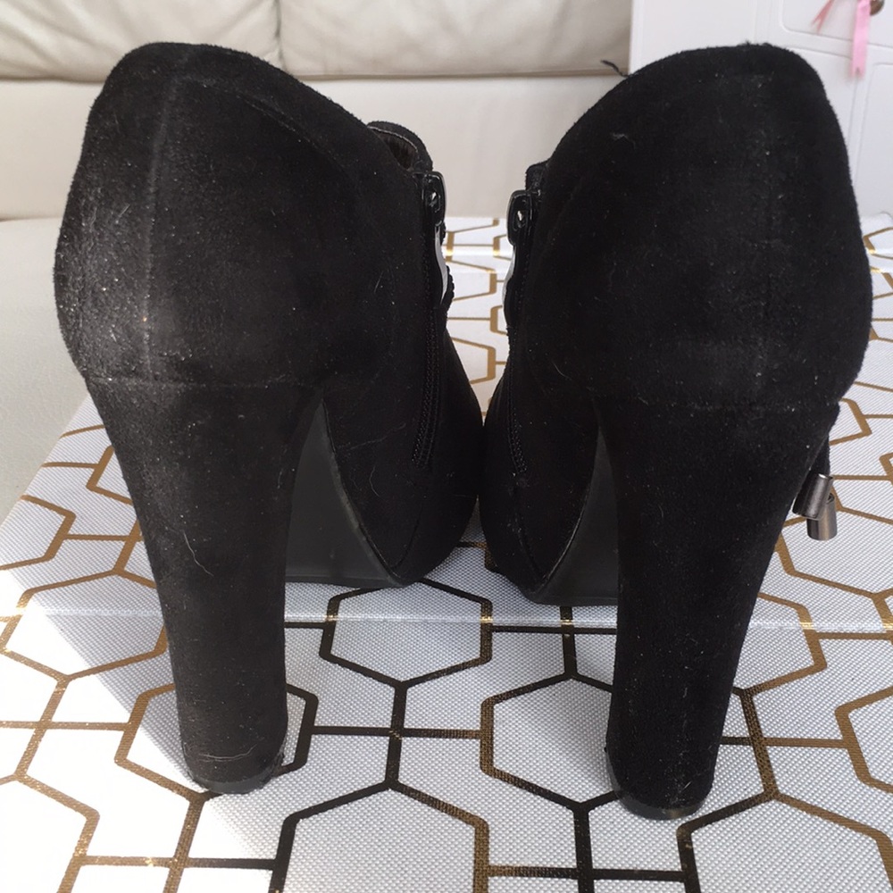 Scintilla Suede Heeled Ankle Boots - Picture 3 of 4
